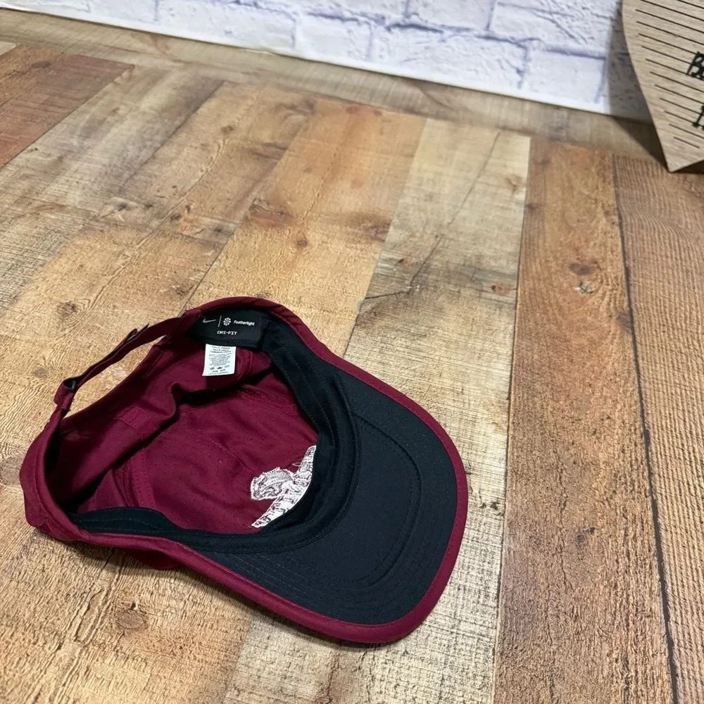 Nike Dri-Fit Trinity Cross Country Featherlight Maroon CJ7082-692 Running Hat